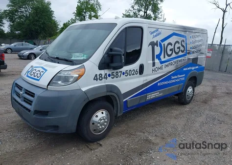 2017 Ram Promaster 1500 z USA, uszkodzony, nr VIN 3C6TRVAG2HE517368